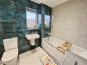 Photo 1- click for photo gallery